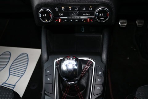 1.5 EcoBlue ST-Line X Estate 5dr Diesel Manual Euro 6 (s/s) (120 ps)