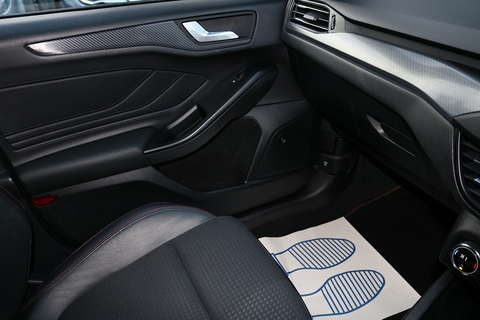 1.5 EcoBlue ST-Line X Estate 5dr Diesel Manual Euro 6 (s/s) (120 ps)