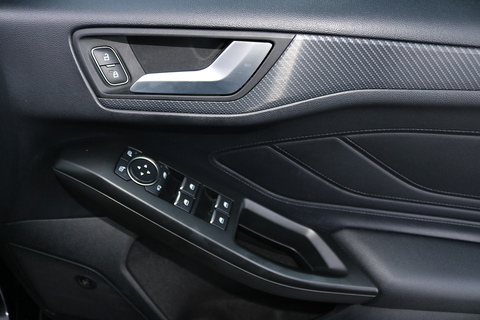 1.5 EcoBlue ST-Line X Estate 5dr Diesel Manual Euro 6 (s/s) (120 ps)