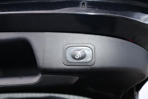 1.5 EcoBlue ST-Line X Estate 5dr Diesel Manual Euro 6 (s/s) (120 ps)