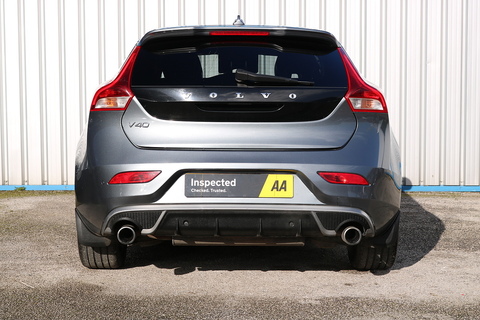 2.0 T5 R-Design Nav Plus Hatchback 5dr Petrol Auto Euro 6 (s/s) (245 ps)
