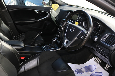 2.0 T5 R-Design Nav Plus Hatchback 5dr Petrol Auto Euro 6 (s/s) (245 ps)
