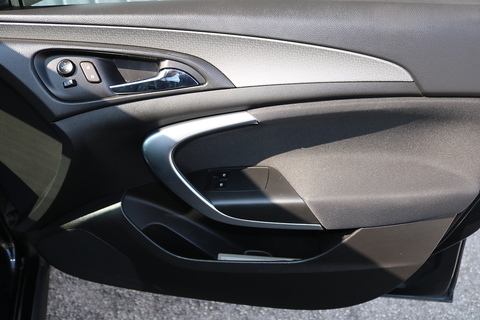 2.0 CDTi Design Sports Tourer 5dr Diesel Manual Euro 5 (130 ps)