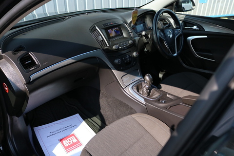 2.0 CDTi Design Sports Tourer 5dr Diesel Manual Euro 5 (130 ps)