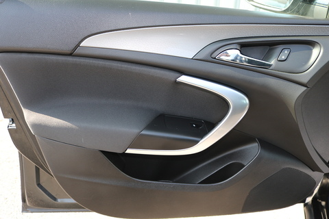2.0 CDTi Design Sports Tourer 5dr Diesel Manual Euro 5 (130 ps)