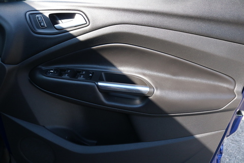 2.0 TDCi Zetec SUV 5dr Diesel Manual AWD Euro 5 (140 ps)