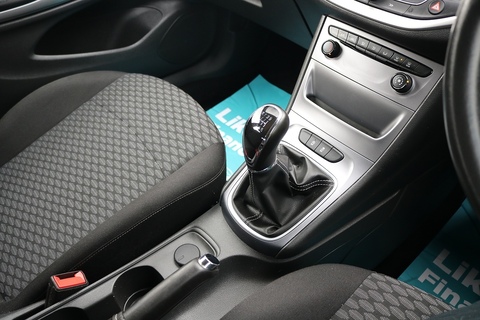 1.6 CDTi BlueInjection Design Sports Tourer 5dr Diesel Manual Euro 6 (s/s) (136 ps)