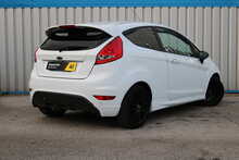 FORD FIESTA TD ZETEC S