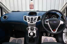 FORD FIESTA TD ZETEC S