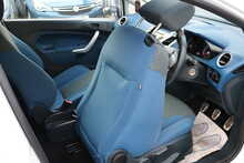 FORD FIESTA TD ZETEC S