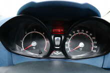 FORD FIESTA TD ZETEC S