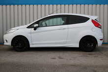 FORD FIESTA TD ZETEC S
