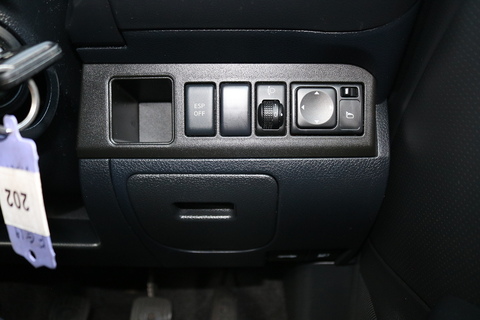 1.6 16V Acenta Hatchback 5dr Petrol Manual Euro 5 (110 ps)