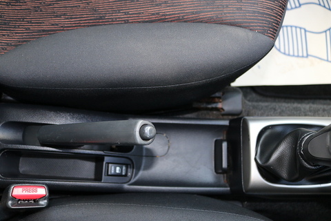 1.6 16V Acenta Hatchback 5dr Petrol Manual Euro 5 (110 ps)