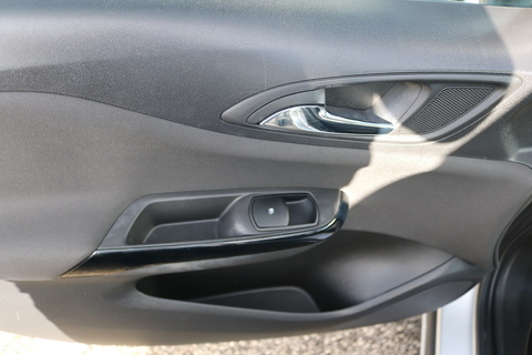 1.0i Turbo ecoTEC Design Hatchback 5dr Petrol Manual Euro 6 (s/s) (90 ps)