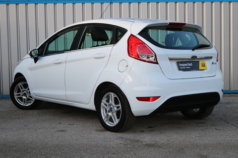 1.25 Zetec Hatchback 5dr Petrol Manual Euro 5 (82 ps)