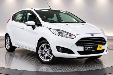 1.25 Zetec Hatchback 5dr Petrol Manual Euro 5 (82 ps)