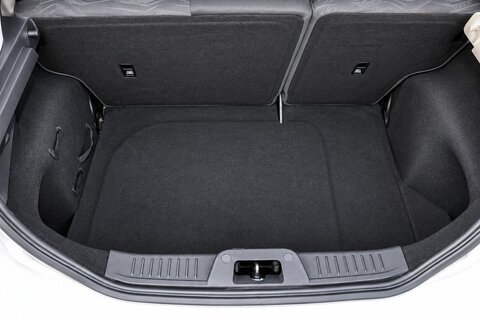 1.25 Zetec Hatchback 5dr Petrol Manual Euro 5 (82 ps)