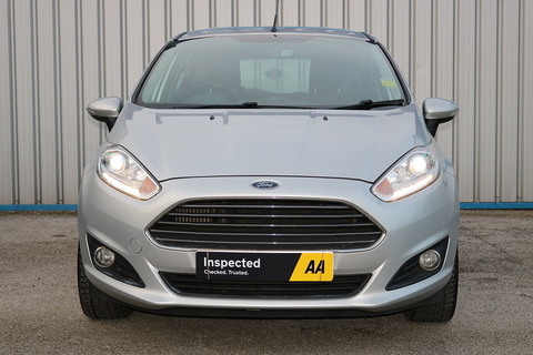 1.0T EcoBoost Zetec Hatchback 5dr Petrol Powershift Euro 5 (100 ps)