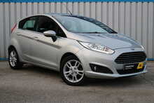 FORD FIESTA AUTOMATIC MOONDUST SILVER