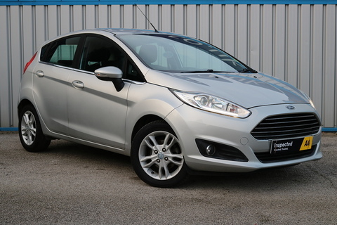 1.0T EcoBoost Zetec Hatchback 5dr Petrol Powershift Euro 5 (100 ps)