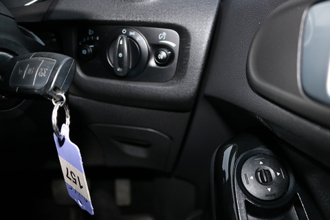 1.0T EcoBoost Zetec Hatchback 5dr Petrol Powershift Euro 5 (100 ps)