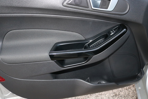 1.0T EcoBoost Zetec Hatchback 5dr Petrol Powershift Euro 5 (100 ps)