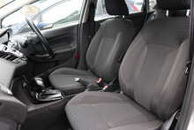FORD FIESTA AUTOMATIC MOONDUST SILVER