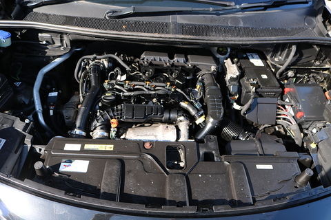 1.5 BlueHDi Active SUV 5dr Diesel Manual Euro 6 (s/s) (130 ps)