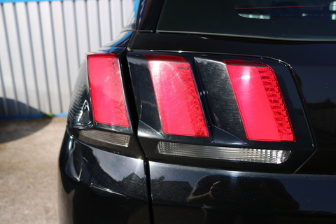 1.5 BlueHDi Active SUV 5dr Diesel Manual Euro 6 (s/s) (130 ps)