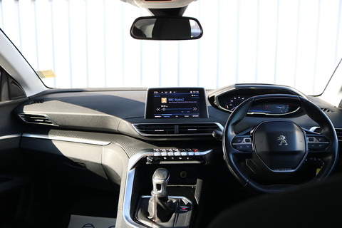 1.5 BlueHDi Active SUV 5dr Diesel Manual Euro 6 (s/s) (130 ps)