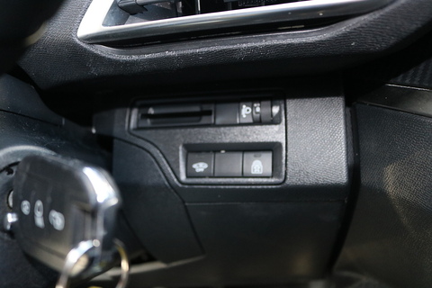 1.5 BlueHDi Active SUV 5dr Diesel Manual Euro 6 (s/s) (130 ps)