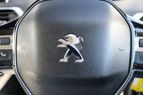 1.5 BlueHDi Active SUV 5dr Diesel Manual Euro 6 (s/s) (130 ps)