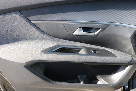 1.5 BlueHDi Active SUV 5dr Diesel Manual Euro 6 (s/s) (130 ps)