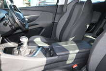 PEUGEOT 3008 ACTIVE 1.5 HDI