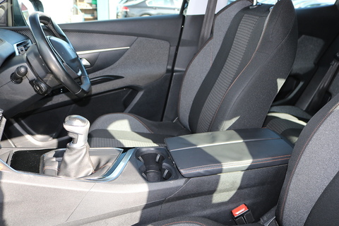 1.5 BlueHDi Active SUV 5dr Diesel Manual Euro 6 (s/s) (130 ps)