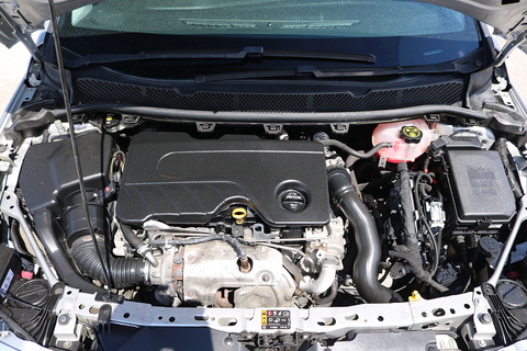 1.6 CDTi ecoTEC BlueInjection Design Hatchback 5dr Diesel Manual Euro 6 (s/s) (110 ps)