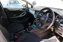 VAUXHALL ASTRA 1.6 CDTI HATCH BACK