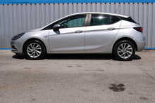 VAUXHALL ASTRA 1.6 CDTI HATCH BACK