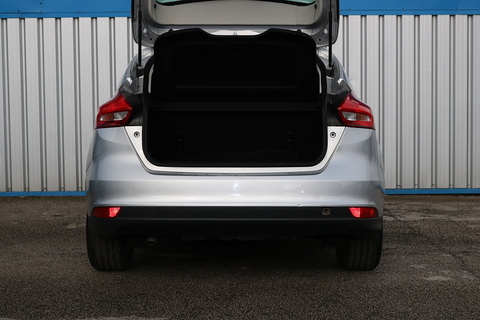 1.5 TDCi Style Hatchback 5dr Diesel Manual Euro 6 (s/s) (120 ps)