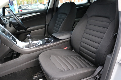 2.0 TDCi ECO Zetec Edition Hatchback 5dr Diesel Manual Euro 6 (s/s) (150 ps)