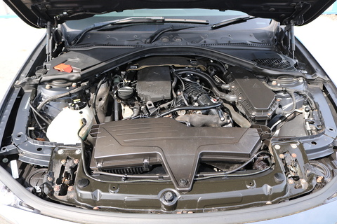 2.0 320d SE Touring 5dr Diesel Auto Euro 5 (s/s) (184 ps)