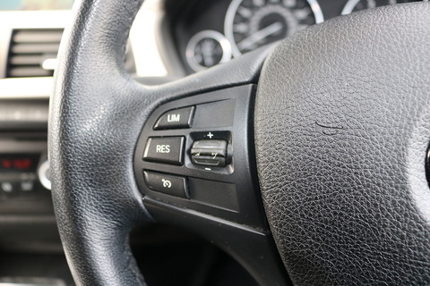 2.0 320d SE Touring 5dr Diesel Auto Euro 5 (s/s) (184 ps)