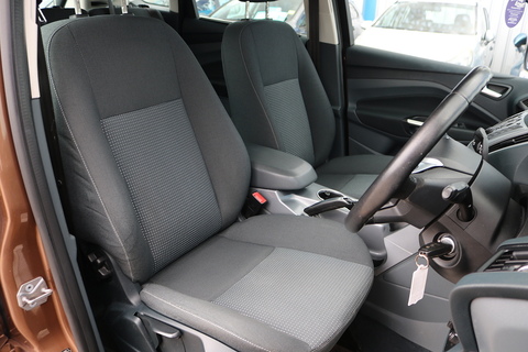 1.6 TDCi Zetec MPV 5dr Diesel Manual Euro 5 (115 ps)