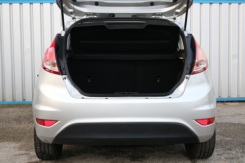 1.5 TDCi Style Hatchback 5dr Diesel Manual Euro 5 (75 ps)