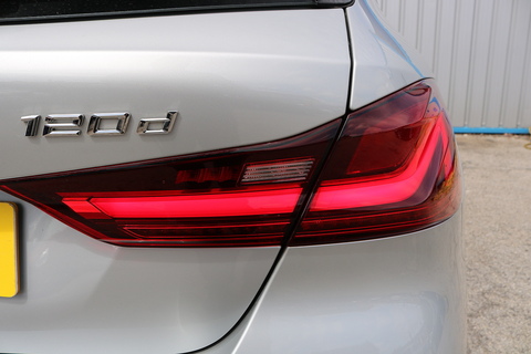2.0 120d Sport (LCP) Hatchback 5dr Diesel Auto Euro 6 (s/s) (190 ps)