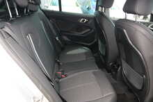 BMW 1 SERIES 120D SPORT 2.0 DIESEL AUTOMATIC