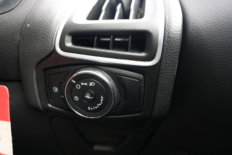 1.6 TDCi Edge Hatchback 5dr Diesel Manual Euro 5 (s/s) (115 ps)