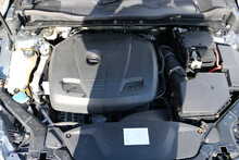 VOLVO V40 T5 R-DESIGN NAV PLUS AUTOMATIC