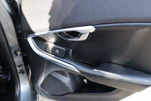 VOLVO V40 T5 R-DESIGN NAV PLUS AUTOMATIC